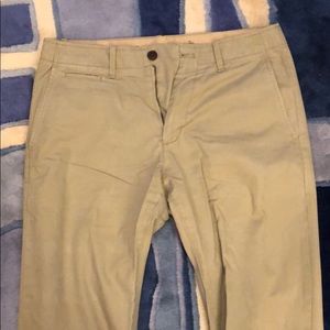 Gap Khakis (30x34)